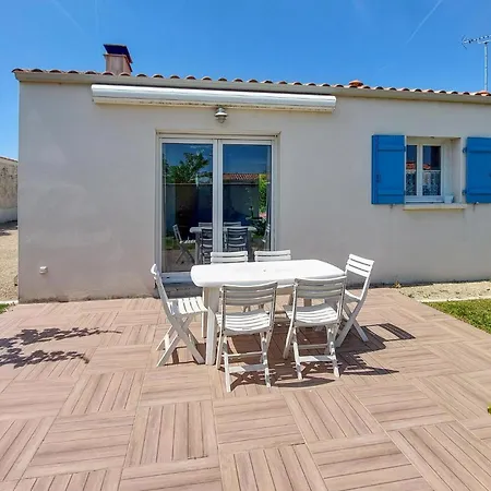 Holiday home 2 Bedroom Gorgeous In Michel En Lherm