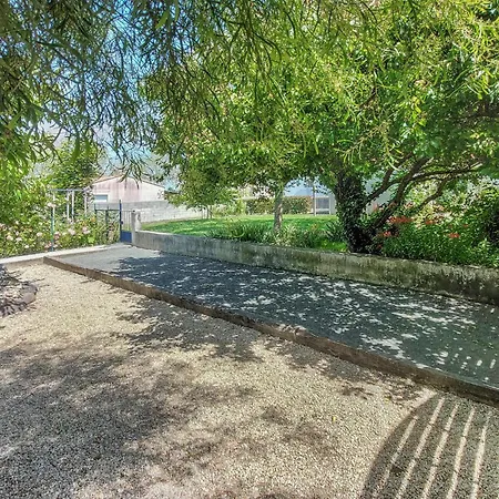2 Bedroom Gorgeous In Michel En Lherm * Saint-Michel-en-l'Herm